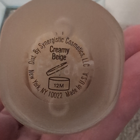 Carmindy & Co Game Changer Foundation - Creamy Beige - Picture 3 of 4